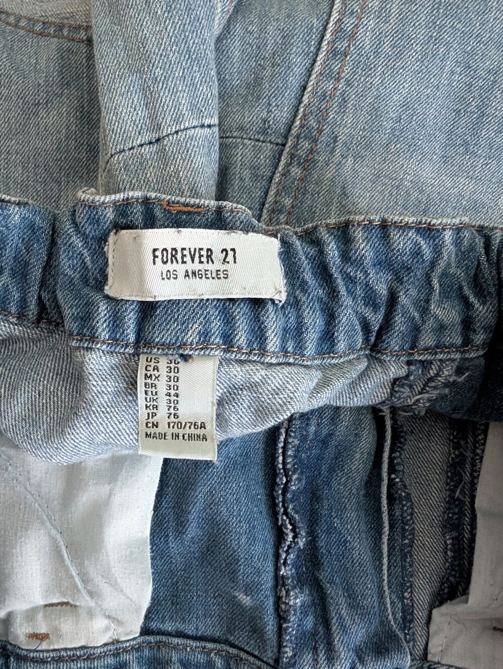 Forever 21 Patchwork Light Blue Denim Mini Skirt Sz 30 Festival Coastal Cowgirl - Picture 3 of 6